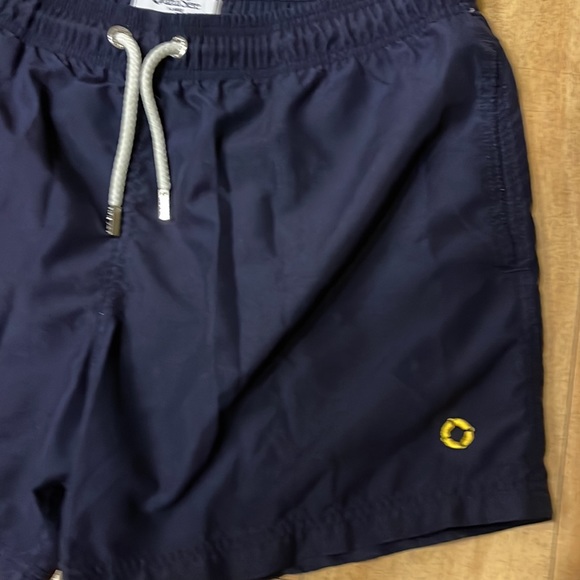 Mens resort trunks - Picture 3 of 4